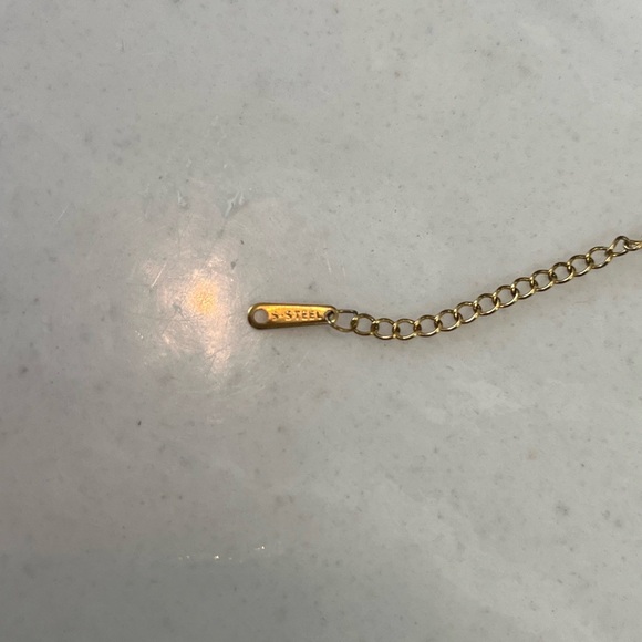 18K Gold Plated Unicorn Pendant Necklace Zirconia Charm Chain NWT - Picture 10 of 15